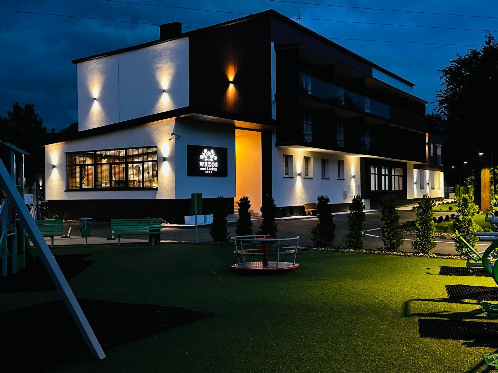 Wrzos Resort & Wellness **** Domki Caloroczne Wegierska Gorka Exterior photo
